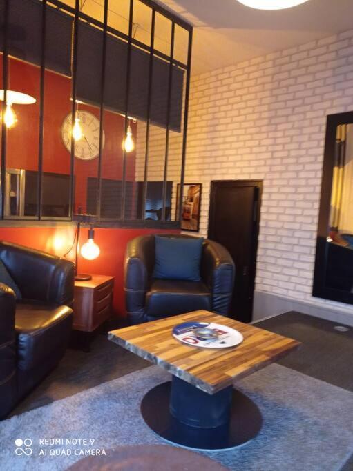 Cosy Gare Quimper Apartamento Exterior foto